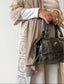 Cardigan long beige en crochet de la marque Charmosa