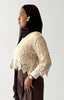 Haut beige en crochet de la marque Charmosa
